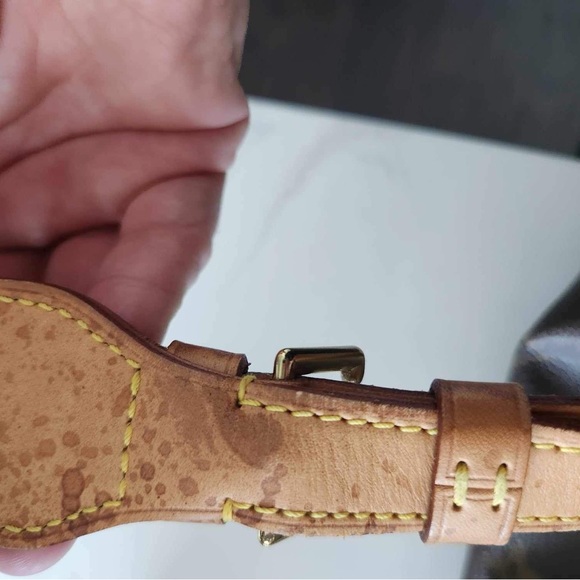 LOUIS VUITTON LV Montsouris MM - Picture 10 of 10